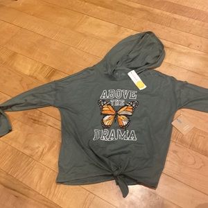 Hoodie/sweater says ABOVE THE DRAMA